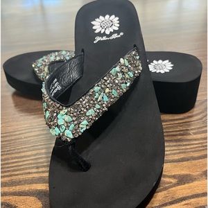 Yellow Box Turquoise and Silver Bling Flip Floos